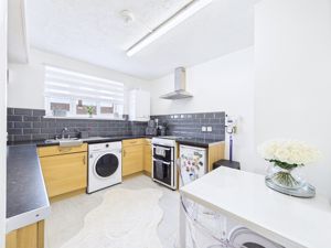 Photo 7- click for photo gallery